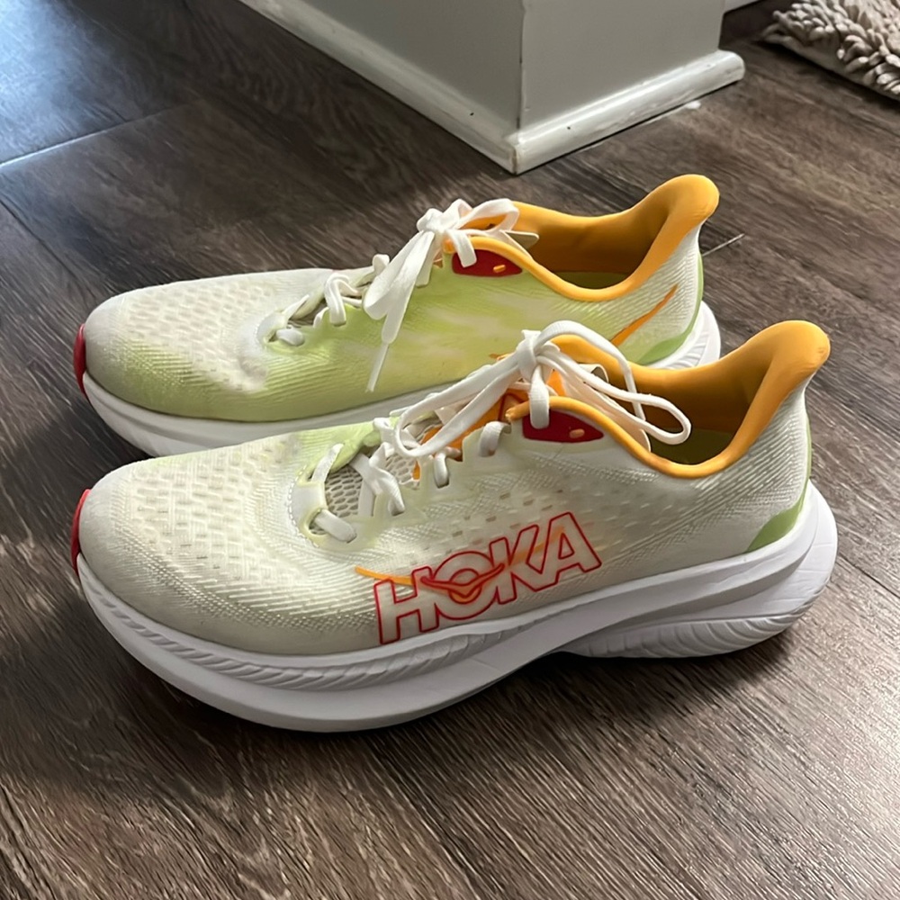 HOKA Mach 6’s